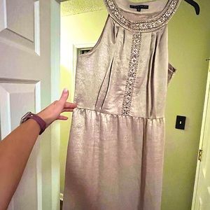 This is a great formal dress for a wedding or party dress for New Year’s Eve🎆🎇